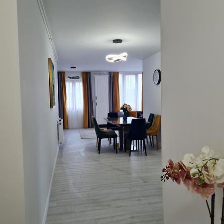 טימישוארה Toronto Deluxe Residence מראה חיצוני תמונה