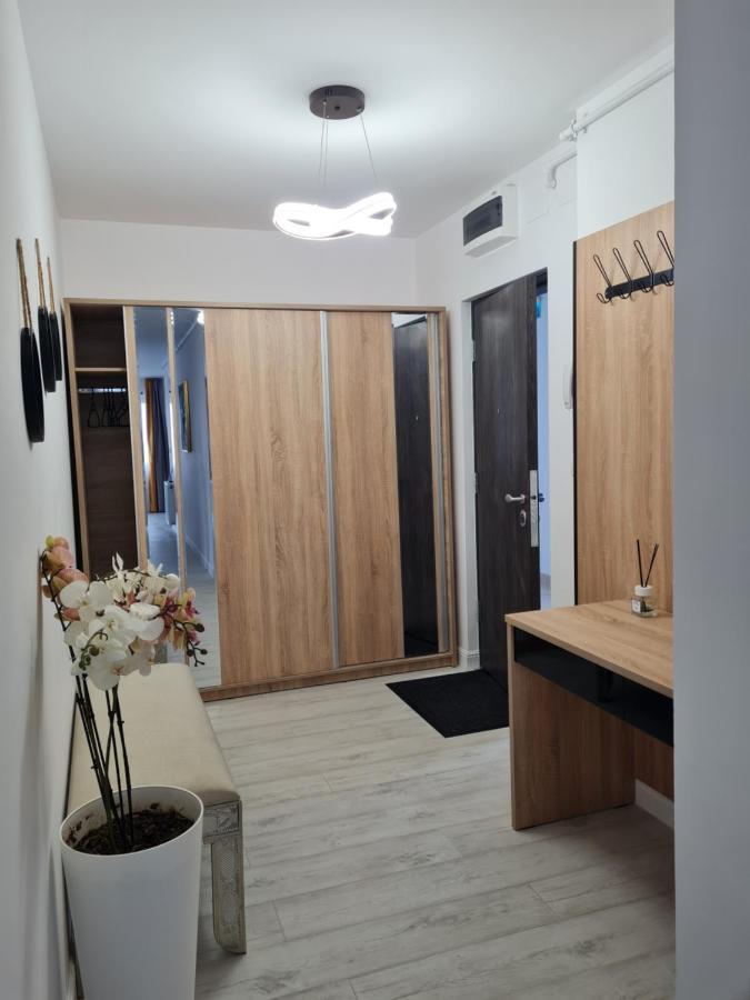 טימישוארה Toronto Deluxe Residence מראה חיצוני תמונה