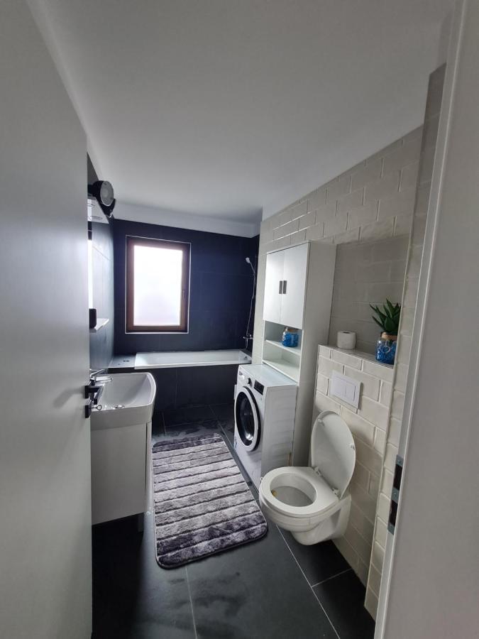 טימישוארה Toronto Deluxe Residence מראה חיצוני תמונה